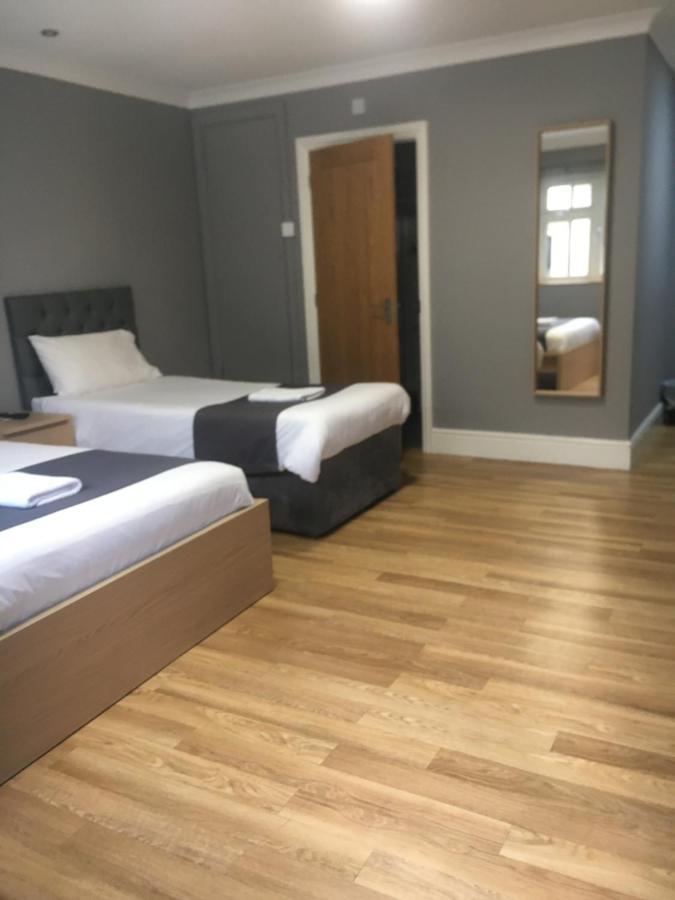 The Mawney Hotel Romford Exteriör bild